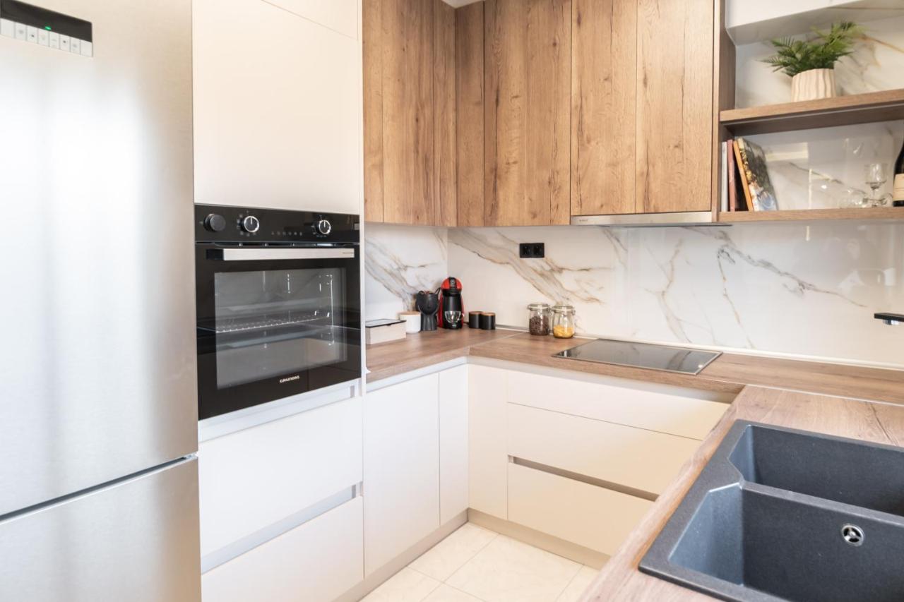 Annecy Apartment Alexandroupoli Bagian luar foto