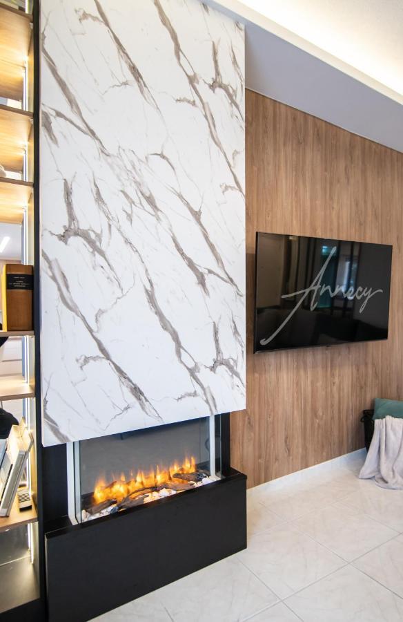Annecy Apartment Alexandroupoli Bagian luar foto
