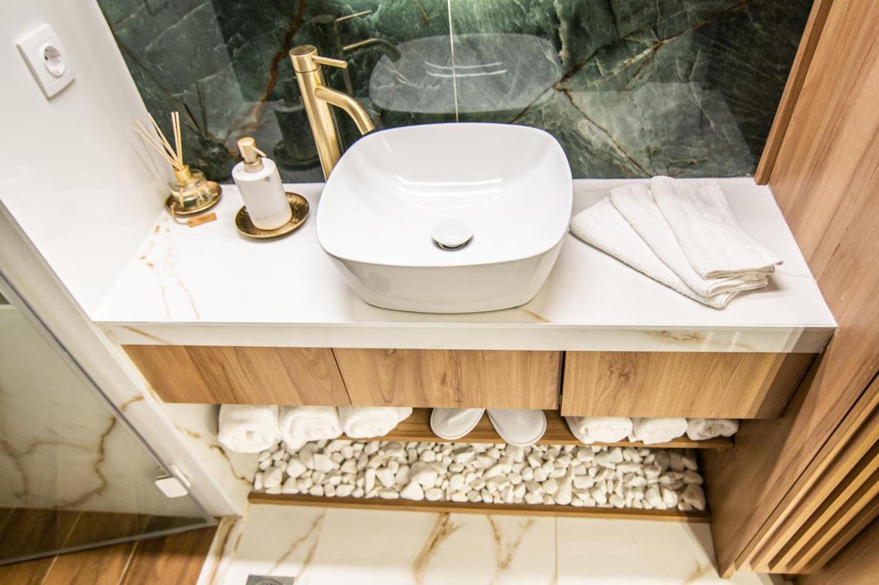 Annecy Apartment Alexandroupoli Bagian luar foto